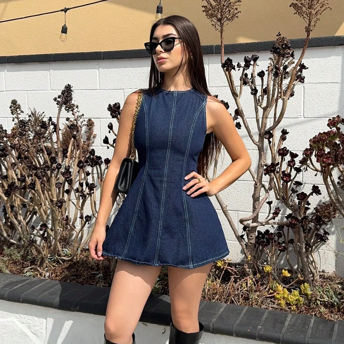 Vestido mini sexy con espalda descubierta