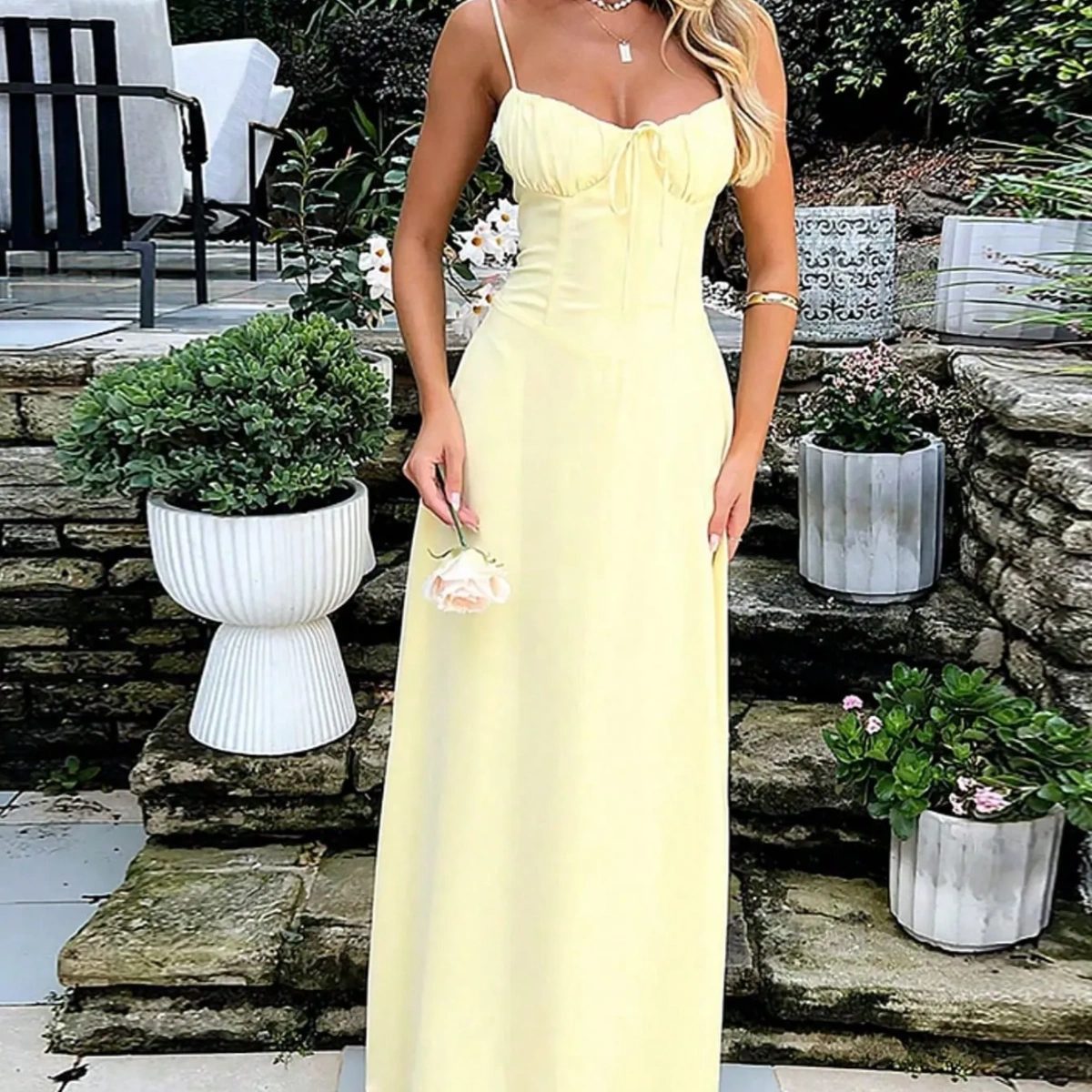 Vestido casual de verano estilo A con espalda descubierta