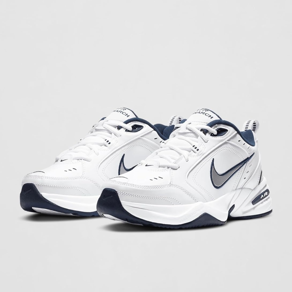Nike Air Monarch IV